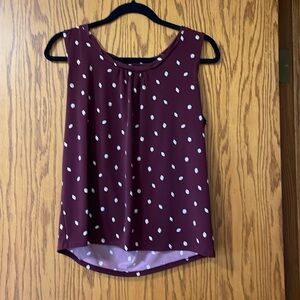 41 Hawthorn scoop neckline sleeveless top